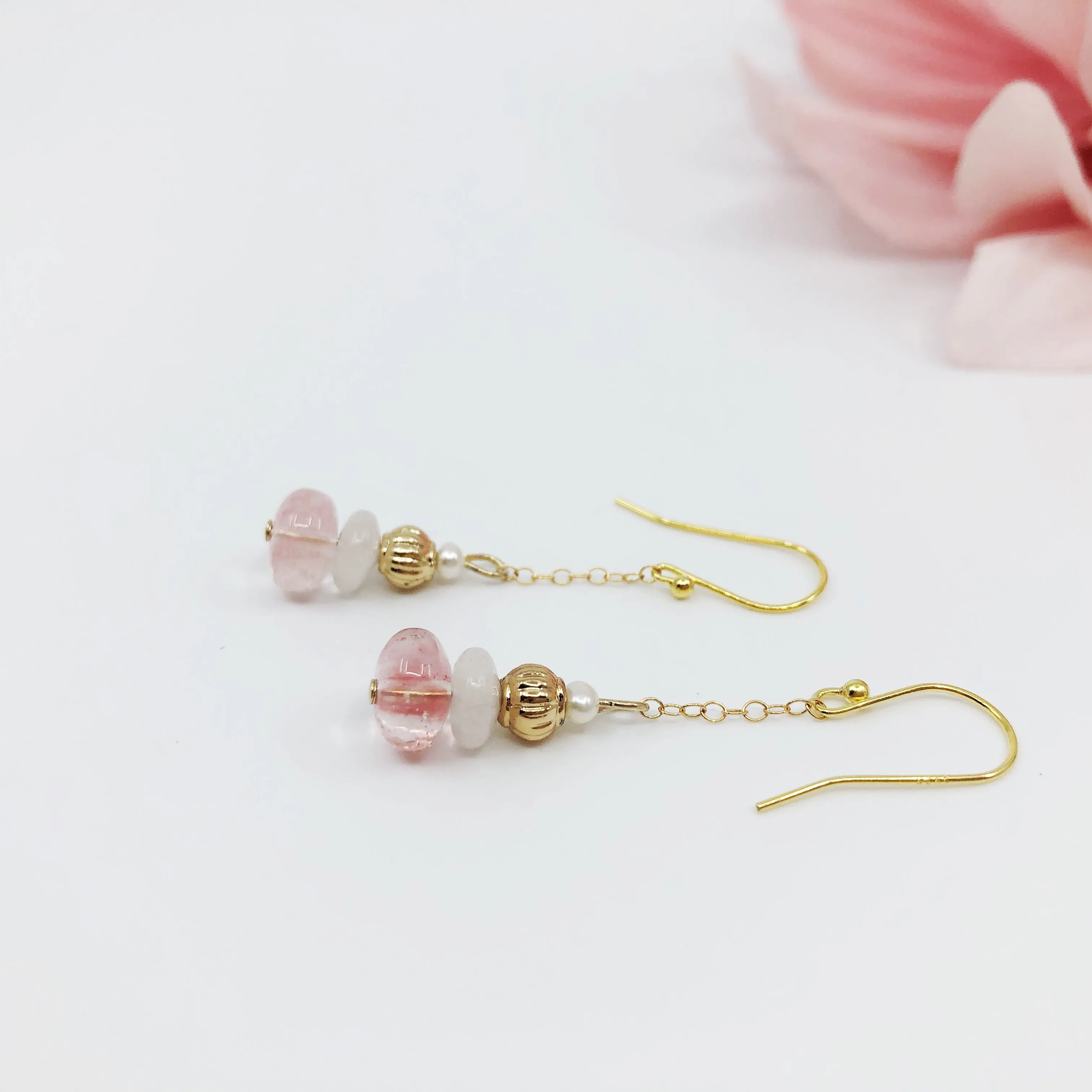 Cherry Quartz Earrings Gold